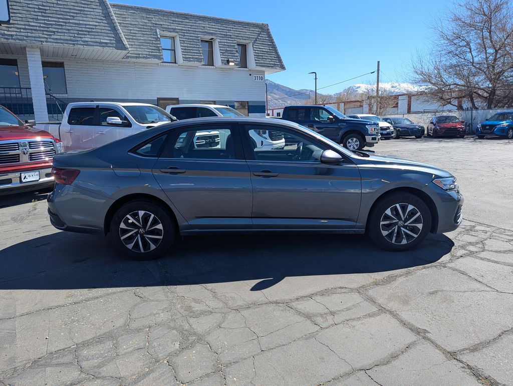 3VW5M7BUXRM089828