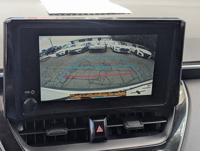 2024 Toyota Corolla Cross LE - Photo 15