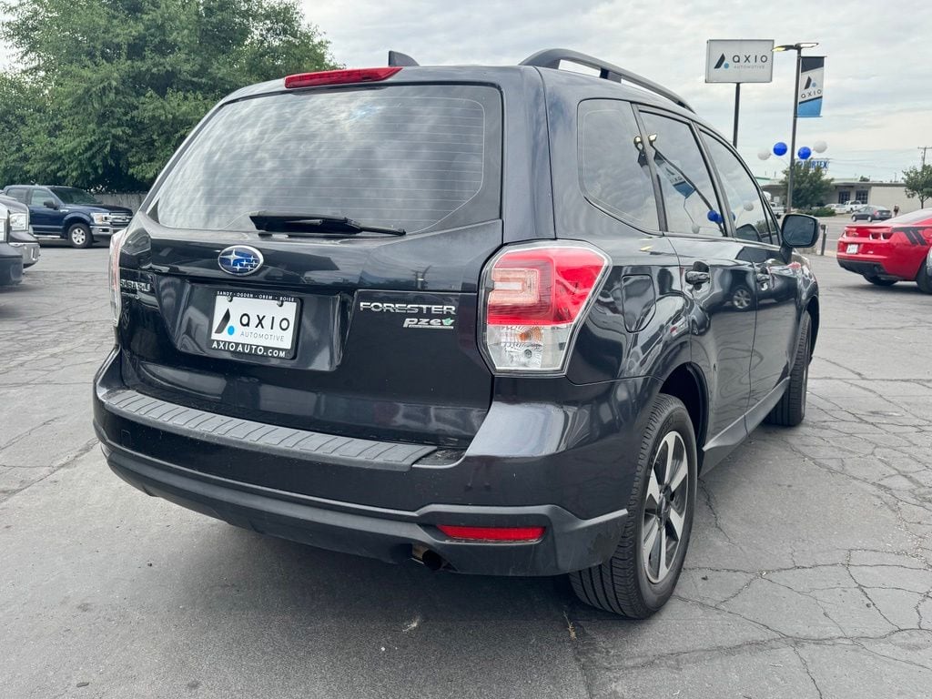 2017 Subaru Forester Base - Photo 7