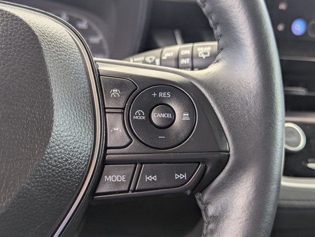 2024 Toyota Corolla Cross LE - Photo 17