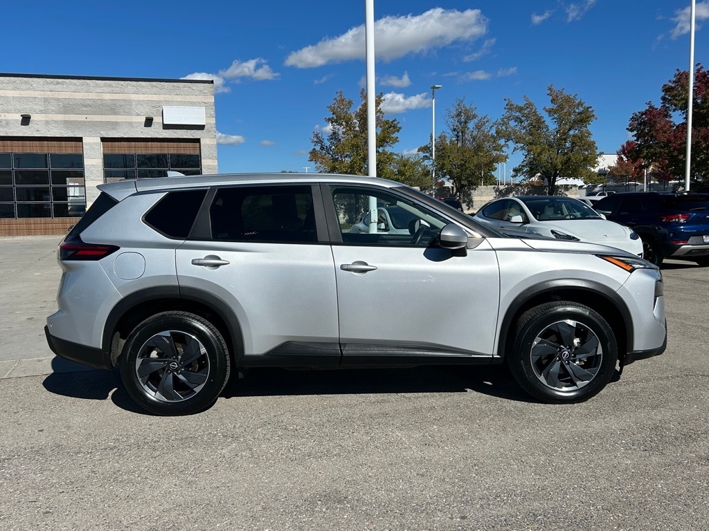 Used 2024 Nissan Rogue SV SUV