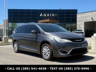 2018 Chrysler Pacifica Touring L Minivan/Van