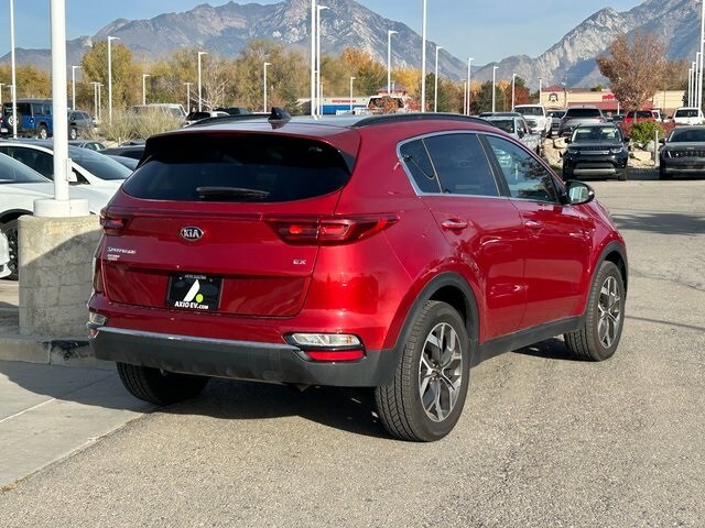 2022 Kia Sportage EX photo 3