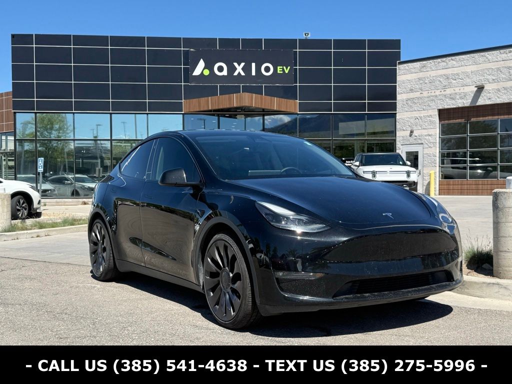 2022 Tesla Model Y Performance Dual Motor All-Wheel Drive's photo