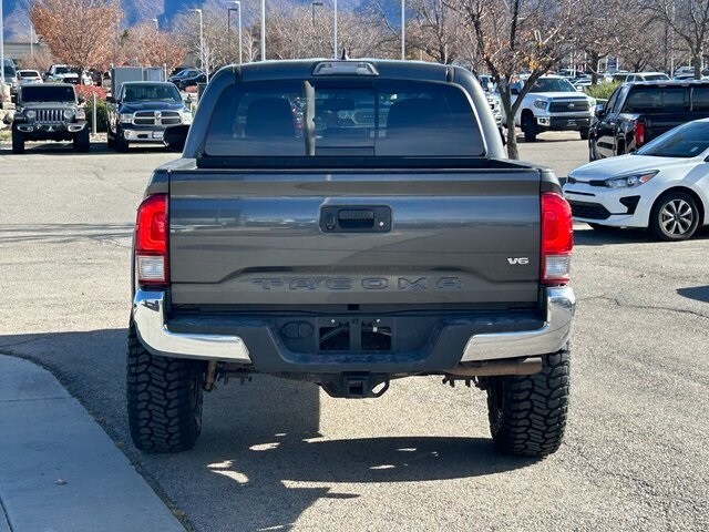 2017 Toyota Tacoma SR5 Sport TRD Pro photo 4