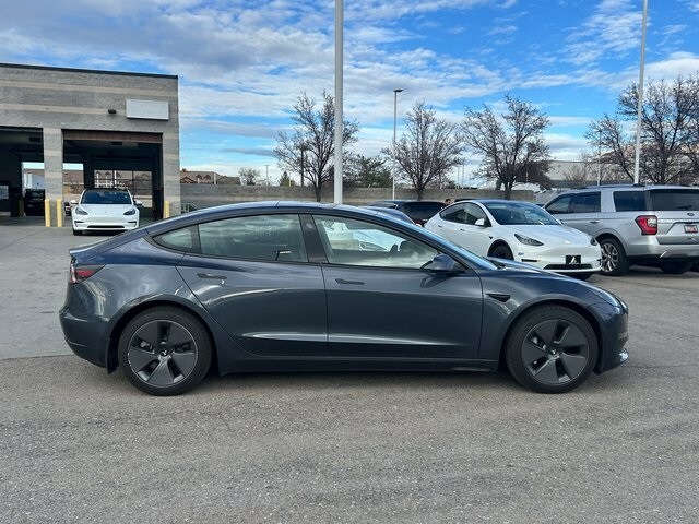 2022 Tesla Model 3 Long Range photo 2