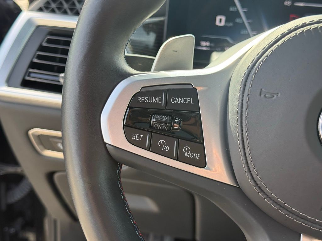 2025 BMW X7 M60i - Photo 15