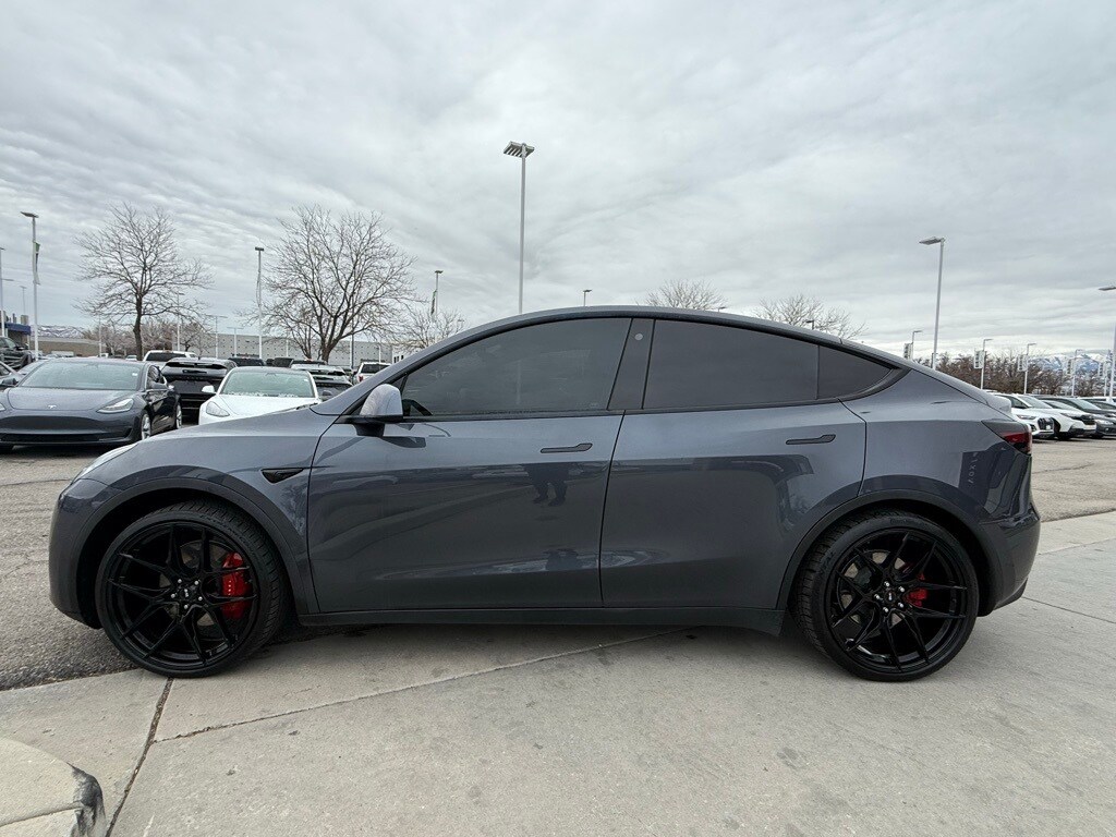 2021 Tesla Model Y Long Range photo 4