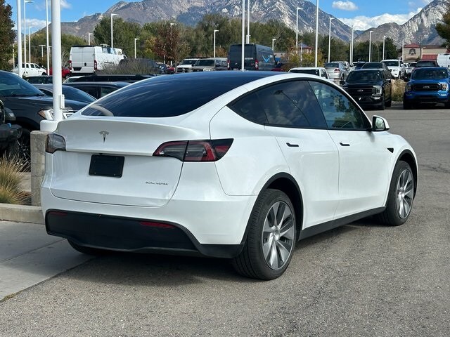 2023 Tesla Model Y Long Range photo 3