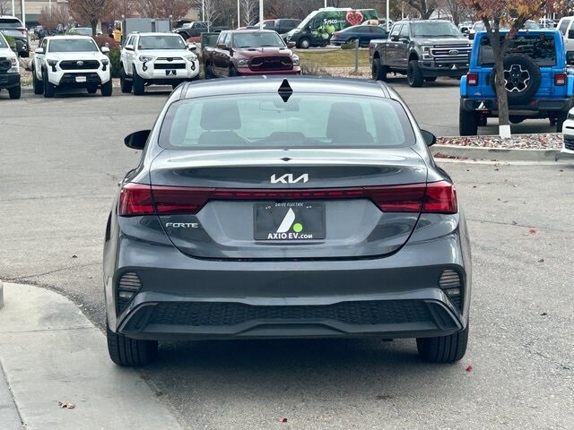 2024 Kia Forte LXS photo 4