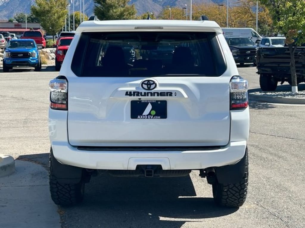 Used 2024 Toyota 4Runner SR5 SUV