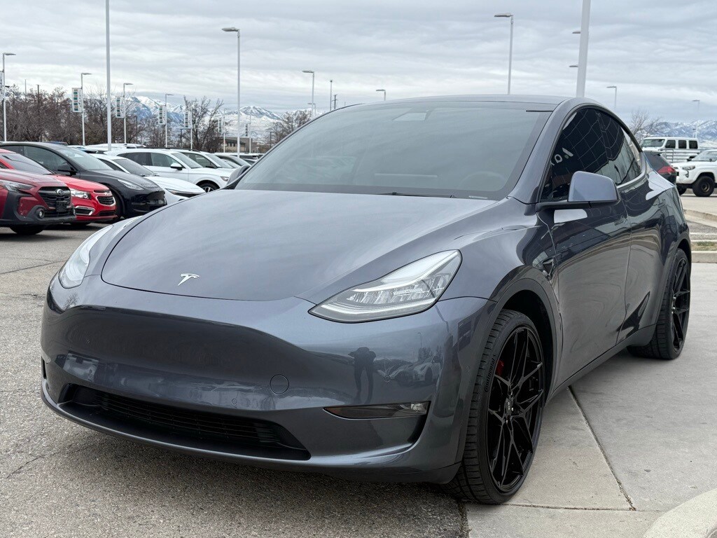 2021 Tesla Model Y Long Range photo 3