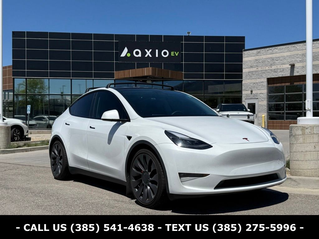 2022 Tesla Model Y Performance Dual Motor All-Wheel Drive's photo