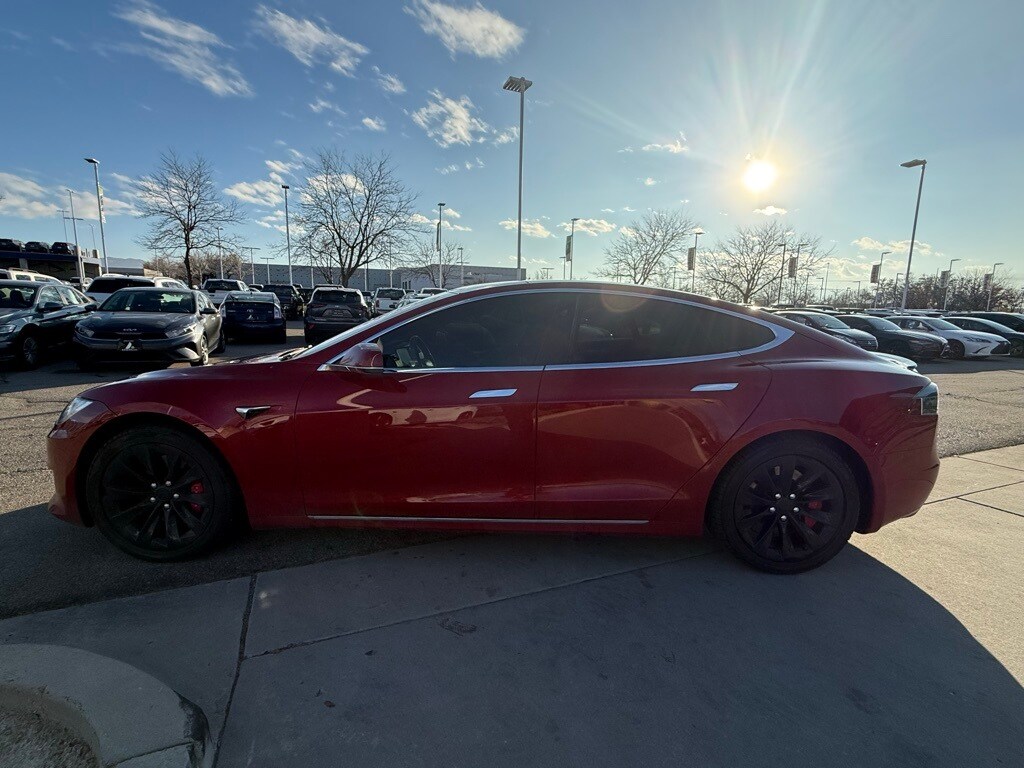 2020 Tesla Model S Performance photo 4