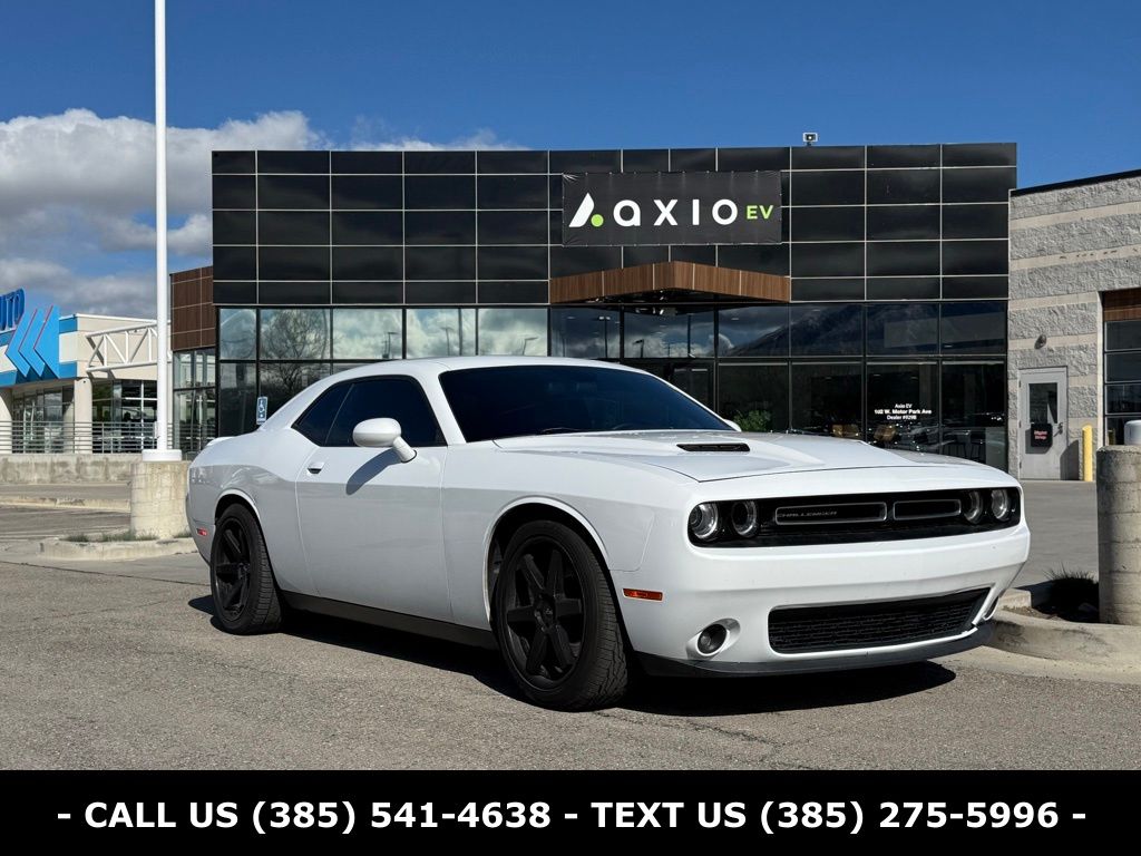 2015 Dodge Challenger SXT