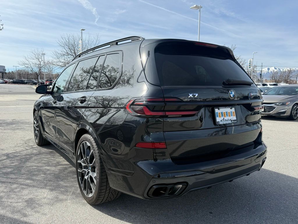 2025 BMW X7 M60i - Photo 5