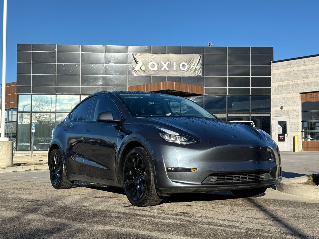 2022 Tesla Model Y Long Range's photo