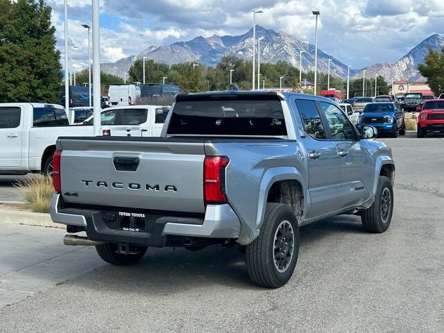 2025 Toyota Tacoma SR5 photo 3