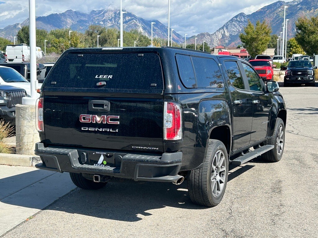 2021 Gmc Canyon Denali photo 2