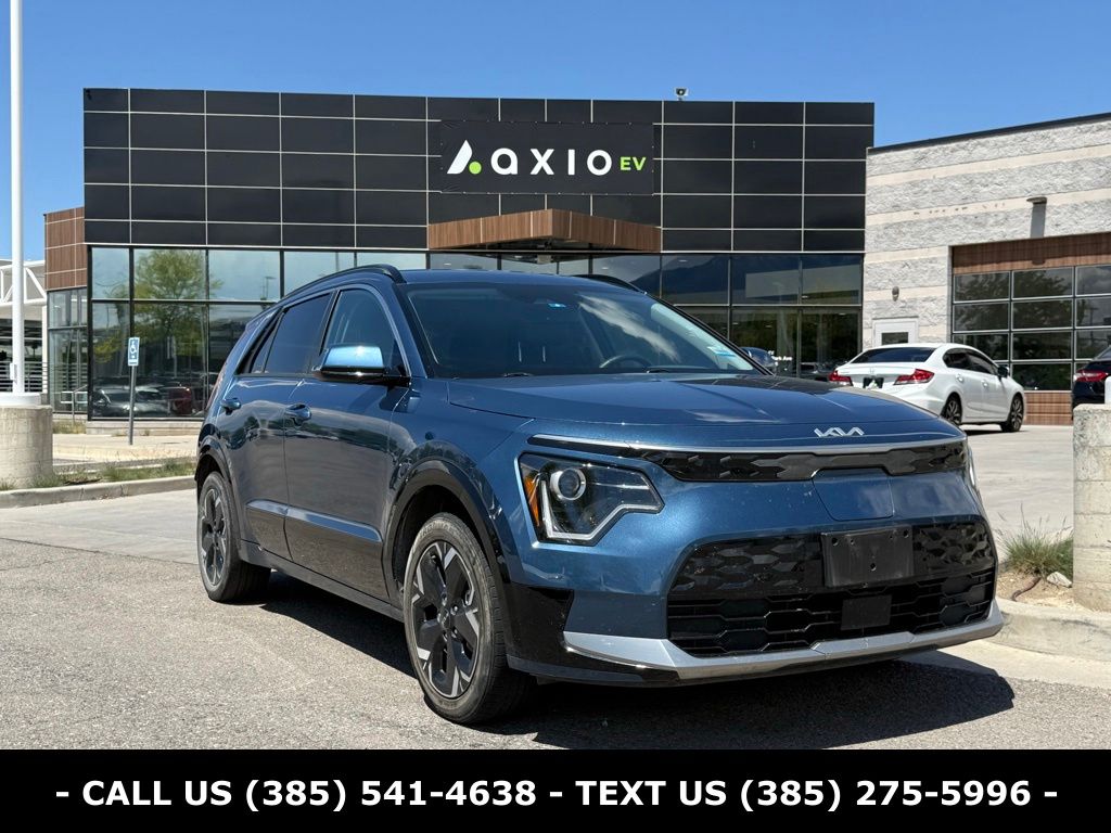 2023 Kia Niro Wind EV's photo