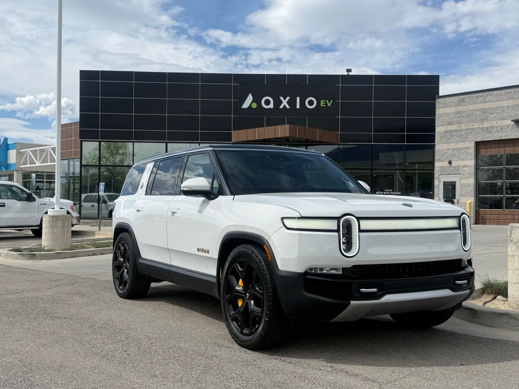 2022 Rivian R1S Launch Edition
