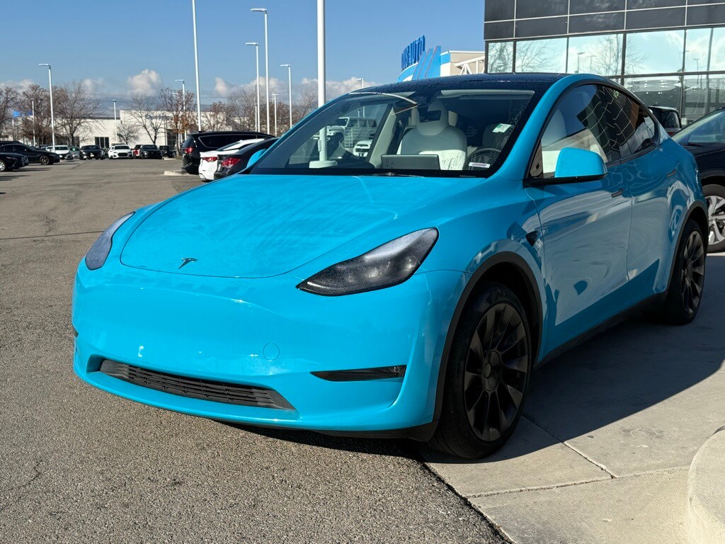 2023 Tesla Model Y Long Range photo 3