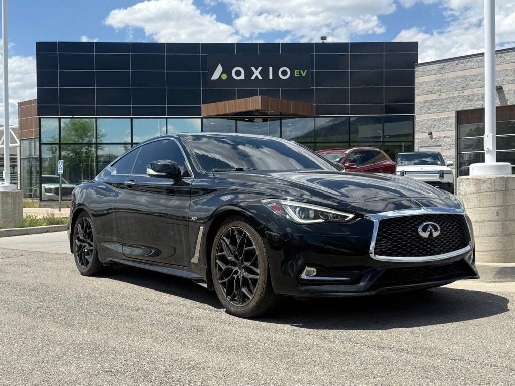 2018 INFINITI Q60 3.0t LUXE AWD's photo