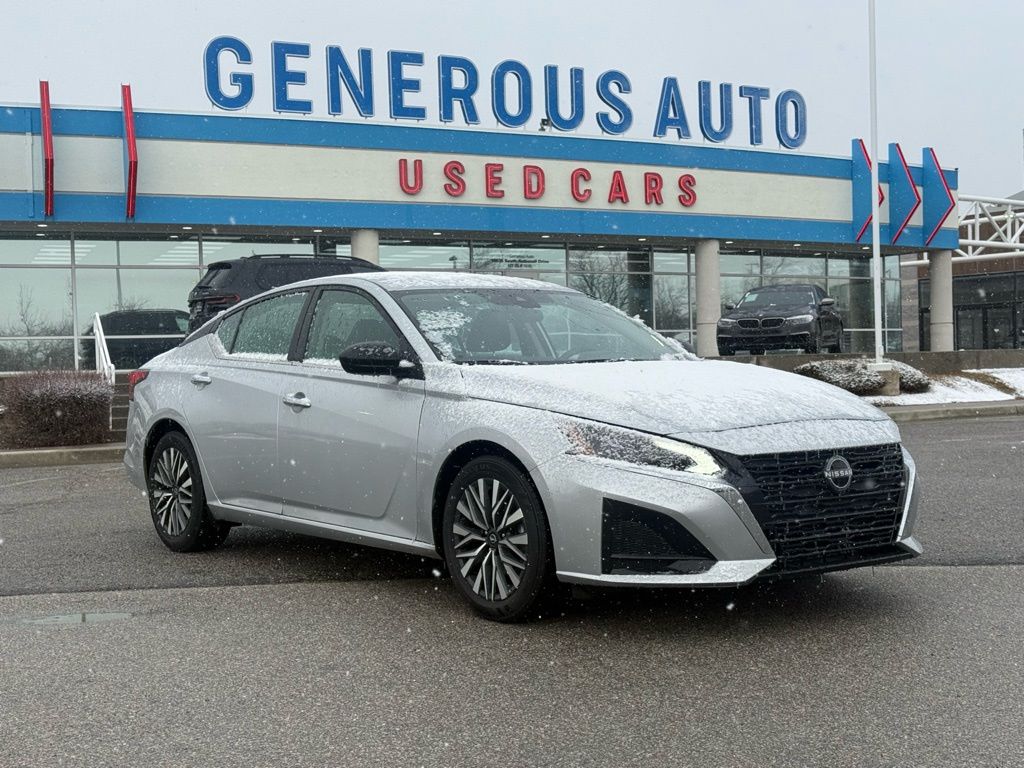 2024 Nissan Altima SV