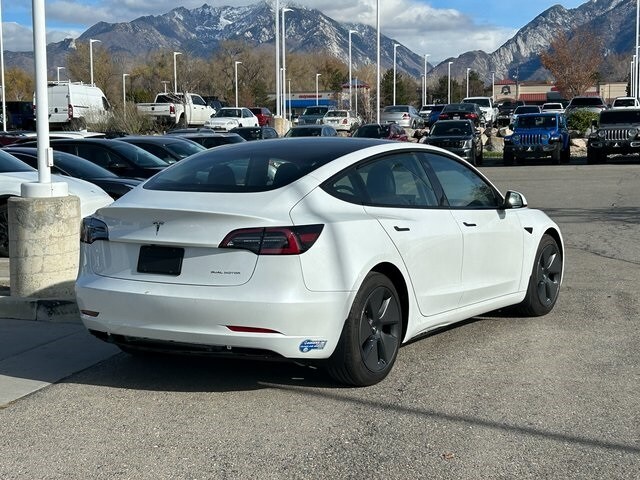 2021 Tesla Model 3 Long Range photo 2