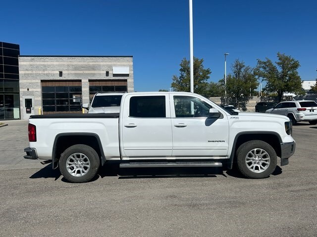2015 Gmc Sierra 1500 SLE photo 2