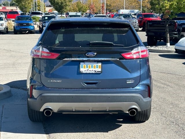 2019 Ford Edge SEL photo 4