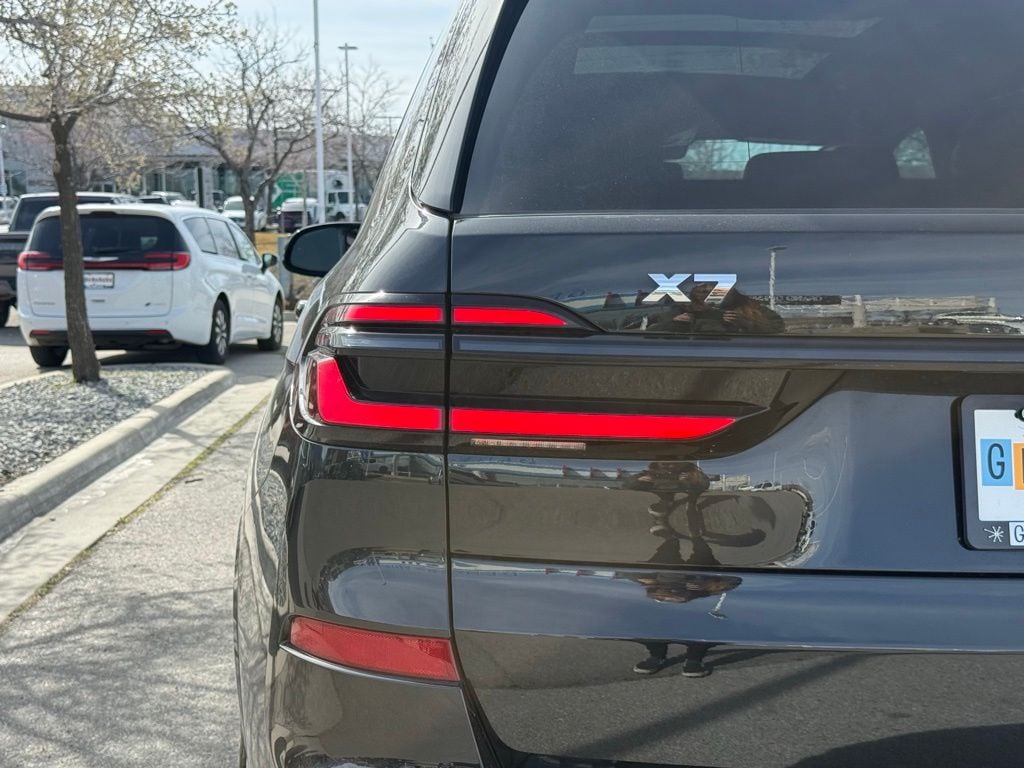 2025 BMW X7 M60i - Photo 34