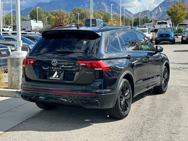 2022 Volkswagen Tiguan SE R-Line Black photo 3
