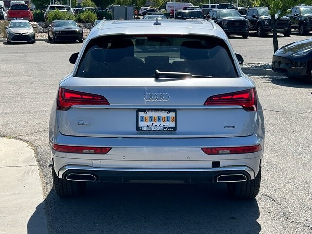2022 Audi Q5 45 S line Premium Plus photo 3