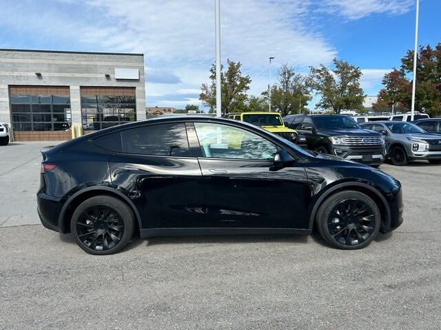 2021 Tesla Model Y Long Range photo 2