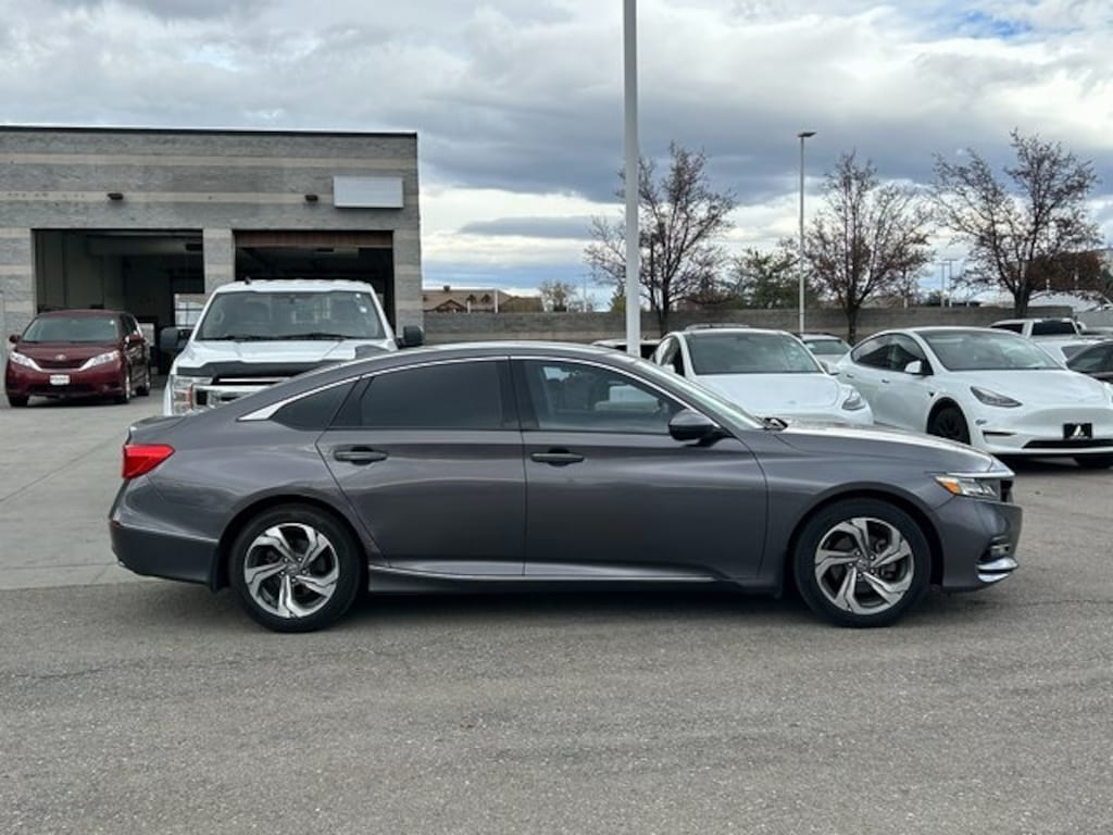 Used 2018 Honda Accord EX-L w/Navi Sedan