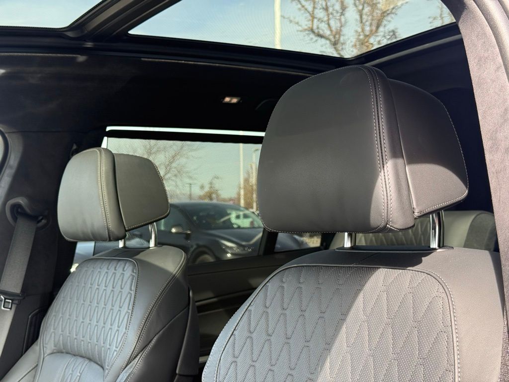 2025 BMW X7 M60i - Photo 11