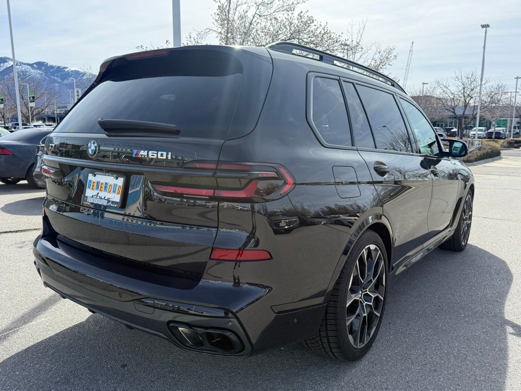 2025 BMW X7 M60i - Photo 7