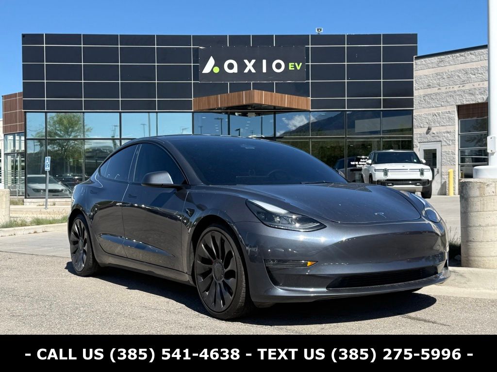 2023 Tesla Model 3 Performance's photo