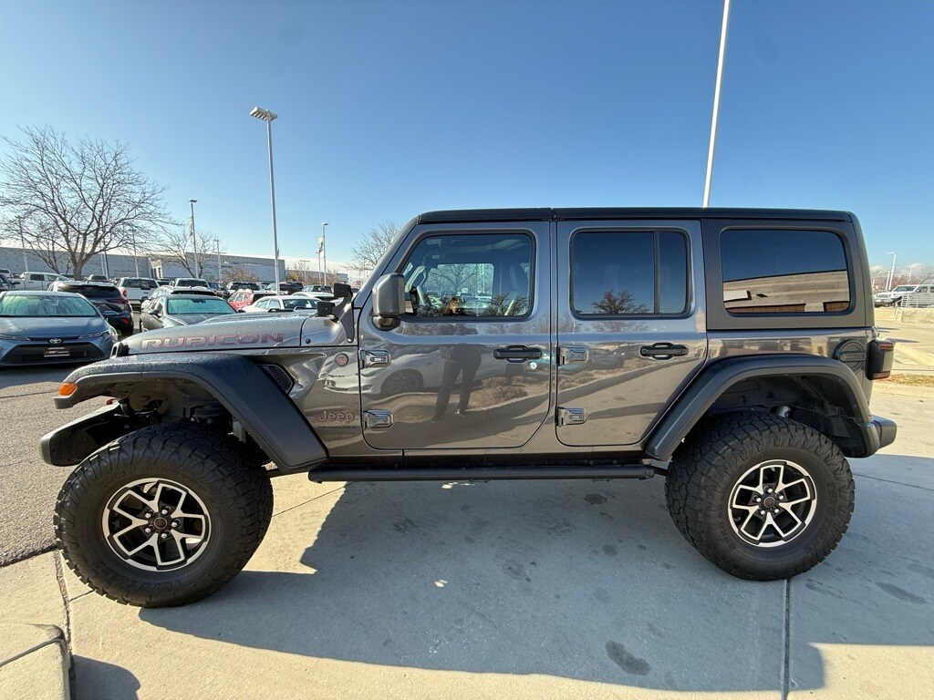 2024 Jeep Wrangler Rubicon photo 4