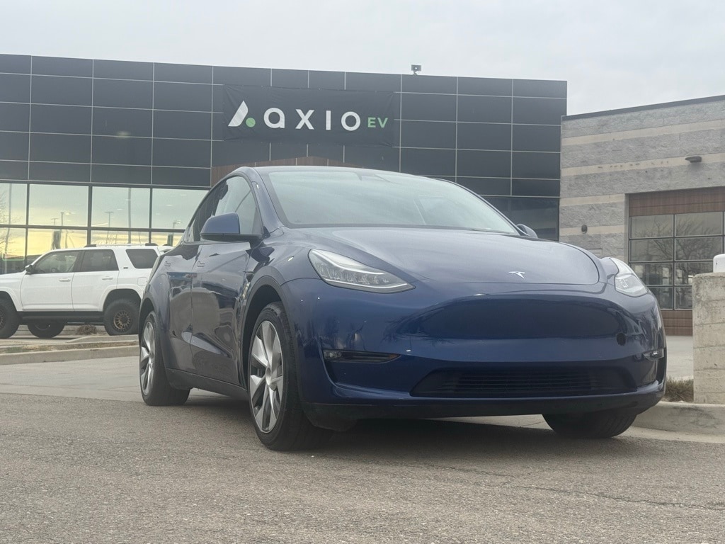 2022 Tesla Model Y Long Range's photo