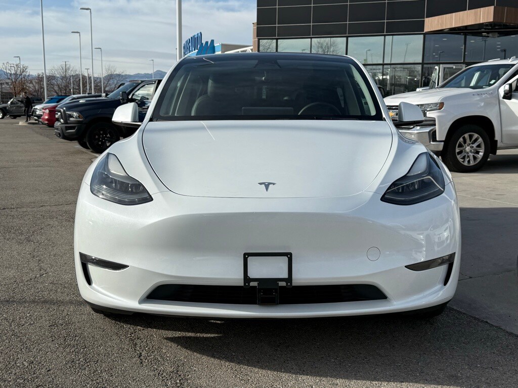 2023 Tesla Model Y Long Range photo 2