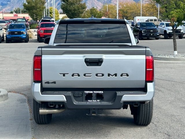 2025 Toyota Tacoma SR5 photo 4