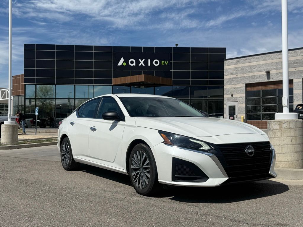 2024 Nissan Altima SV