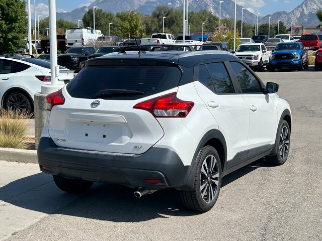 2019 Nissan Kicks SV photo 3