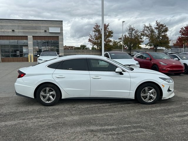 2020 Hyundai Sonata SE photo 2
