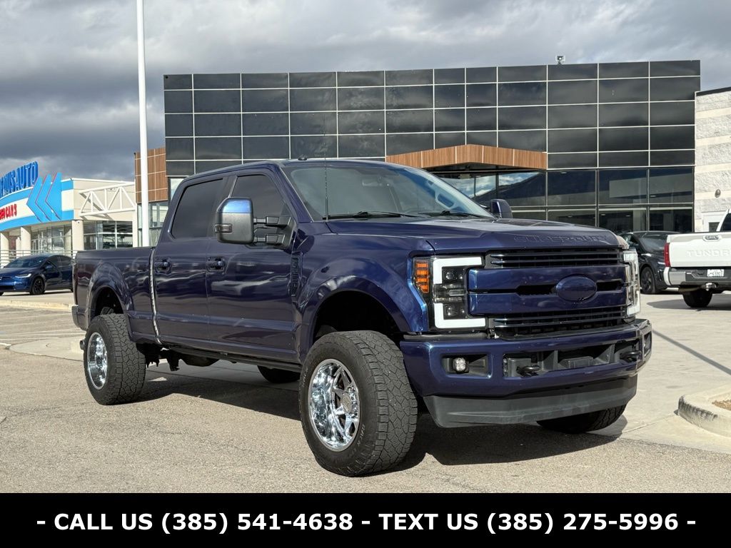 2018 Ford F-250 Lariat 4x4 Crew Cab 6-3/4' Box's photo
