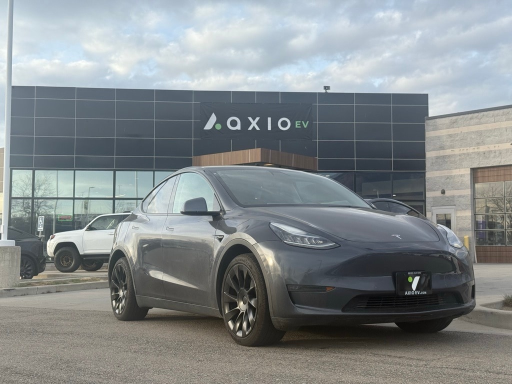 2021 Tesla Model Y Long Range's photo