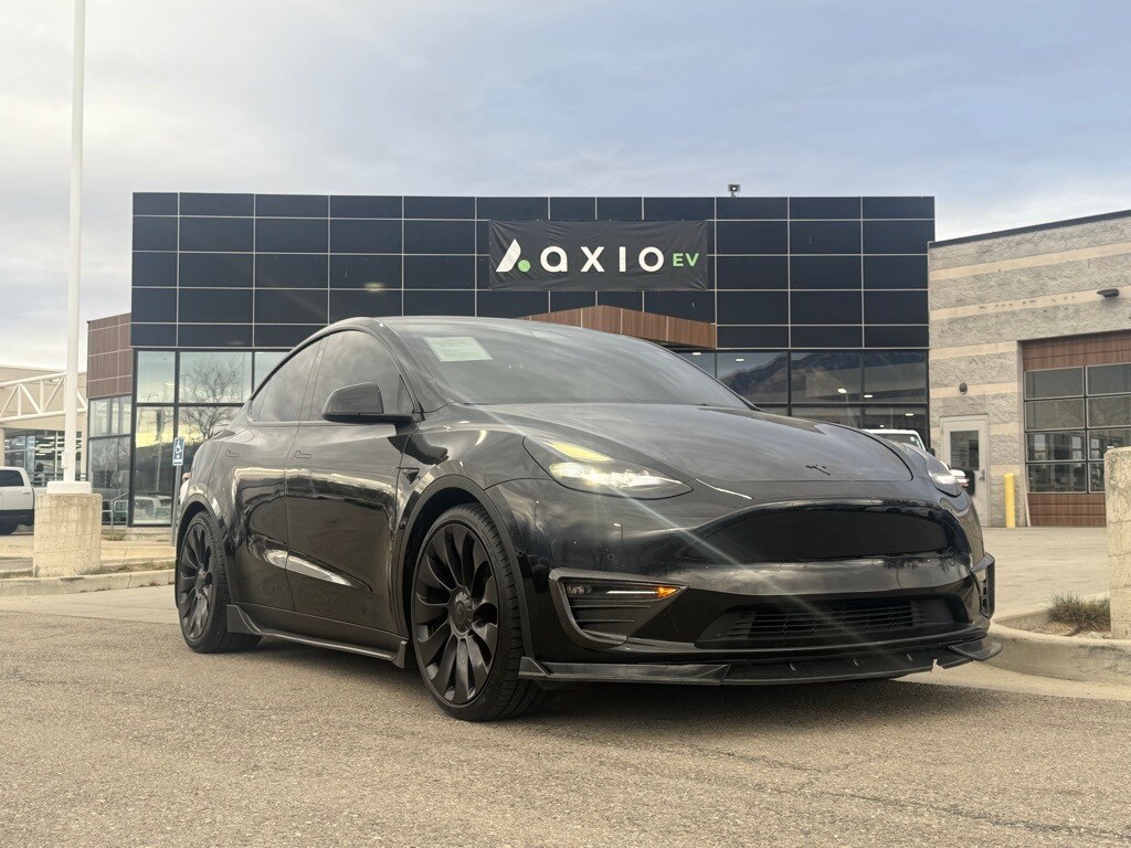 2022 Tesla Model Y Performance's photo