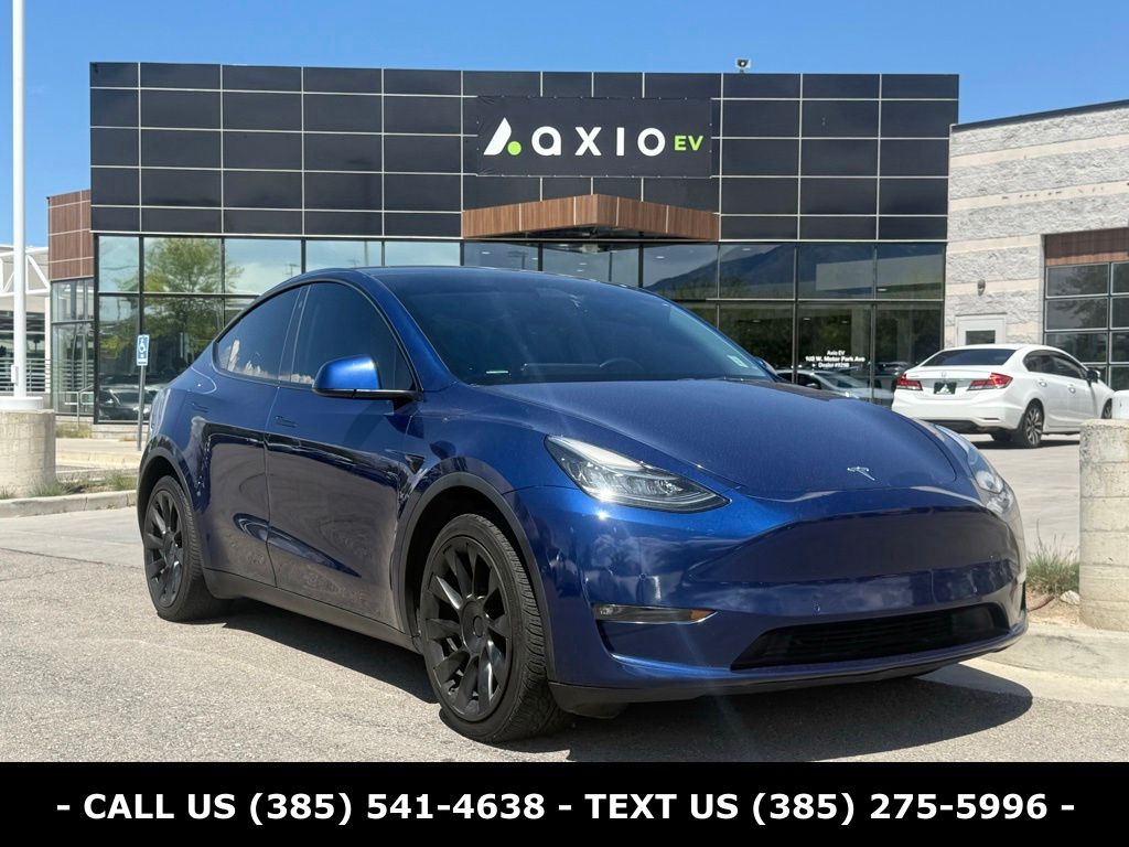 2022 Tesla Model Y Long Range Dual Motor All-Wheel Drive's photo